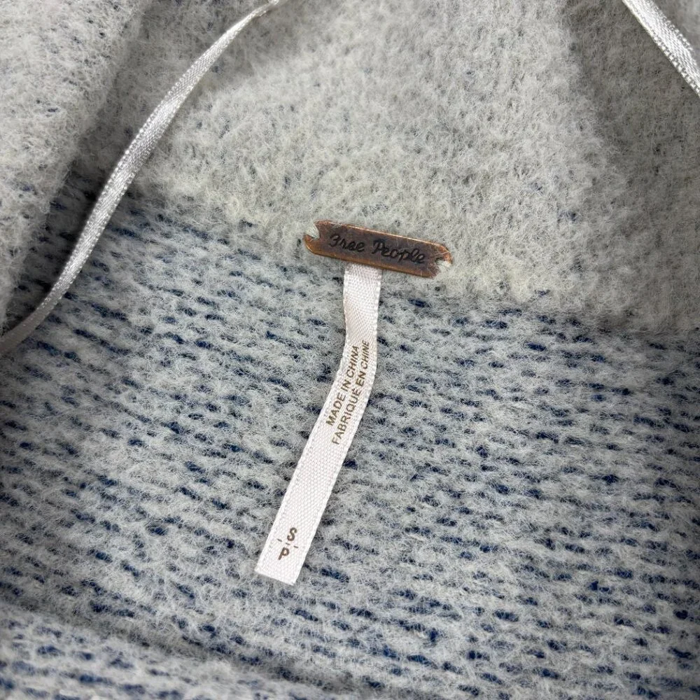 Free People San Vincente Pullover in Silver‎ Sapphire